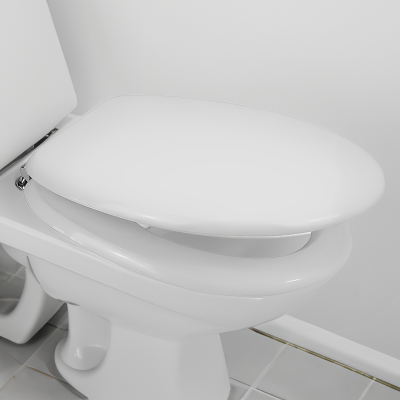 EuroShowers White MDF AntiBac Toilet Seat Image